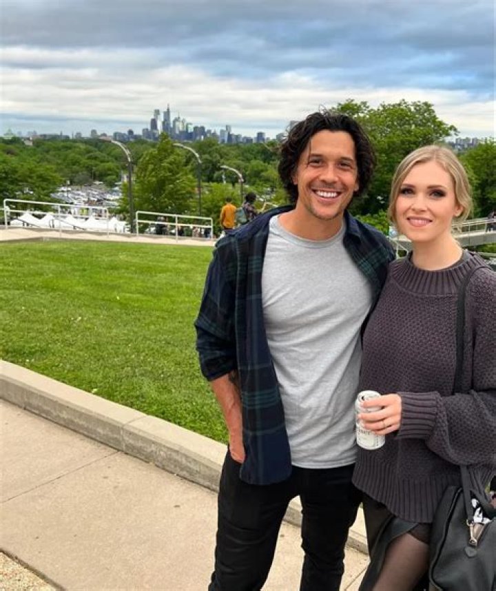Unveiling The Intriguing Aspects Of Bob Morley's Relationship